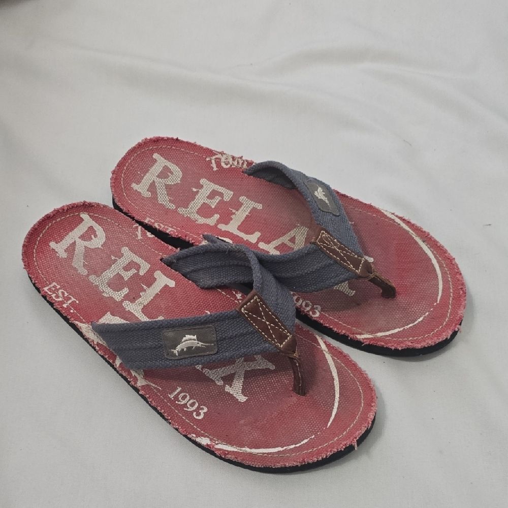 TOMMY BAHAMA Red‎ and Gray Flip Flops 11 (Missing. See Measurements)